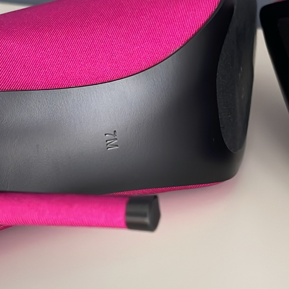 GUESS Womens Pink Chain Forsta Pointed Toe Stiletto Dress Boots size 7M - Picture 6 of 8